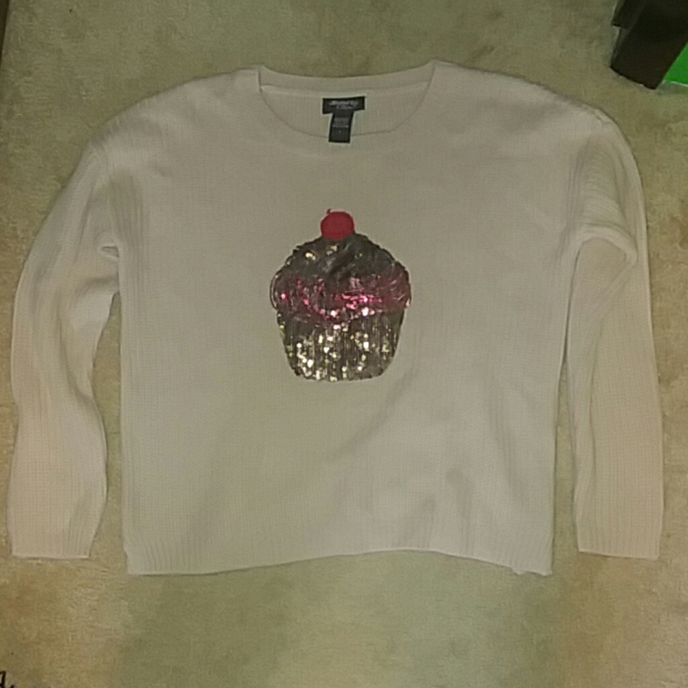 Juniors knit sweater